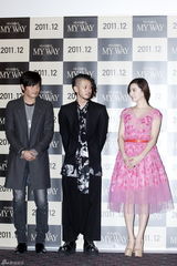 高清图：张东健范冰冰小田切让《登陆之日》首映式