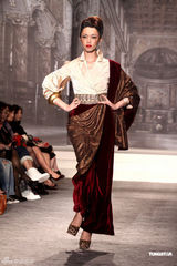 组图：林志玲透视装现身妩媚性感 看众名模走秀