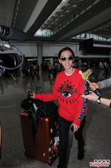 组图：《狄仁杰》主创访港 Baby拒谈见家长