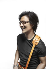 组图：汪峰拍摄温暖写真诠释生活态度