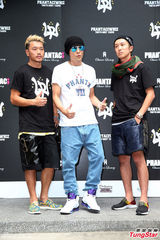 组图：周杰伦被问订婚笑而不答 与昆凌游夏威夷