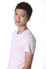 组图：快乐男声10强选手单人写真照合集