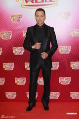 组图：无线2011台庆揭幕 众花旦盛装亮相拼美艳