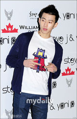 组图：韩星李孝利朴诗妍等出席首尔时装周活动