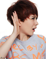 组图：海清八种表情搞怪 完美诠释逆生长