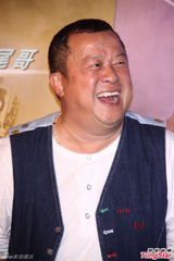 组图：周杰伦《天台》邀曾志伟纳豆柯有伦宣传