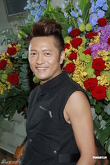 组图：苏志威舞蹈学堂开分店 毛舜筠出席捧场