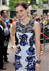 组图：《壁花少年》多伦多首映 妮娜与艾玛争艳