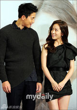 组图：郑雨盛(郑宇成)韩智敏等出席《padam padam》发布