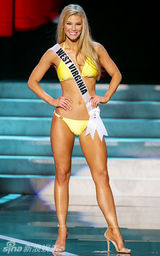 组图：2013美国小姐冠军出炉 25岁会计师问鼎