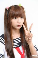 组图：许雅涵任游戏代言 cosplay扮女仆甜美可爱