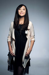 组图：杜若溪轻熟女写真 时尚知性魅力十足