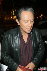 组图：陆川戴立忍曾宝仪等现身张震婚礼