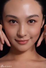 高清图：李菲儿素颜绝美大片 脸部特写秀清纯