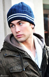 高清图：《绯闻女孩》纽约热拍 主角街头秀冬衣