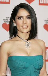 幻灯图集：莎玛-海耶克亮相柏林 出席慈善活动