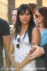 幻灯组图：卡梅隆留名星光大道 施瓦辛格到场助阵