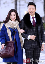 组图：《电视剧之王》片场 郑丽媛金明敏打情骂俏