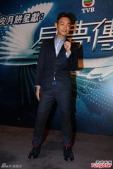 组图：崔建邦爱女生 梁烈唯筹备婚礼不直播