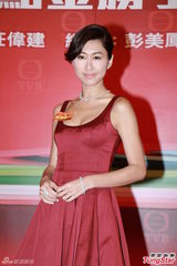 组图：梁政珏透视露内衣 徐子珊暧昧女女吻