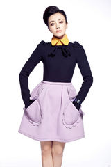 高清图：秦岚最新大片曝光 英伦复古变身熟女