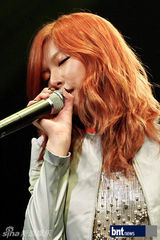 组图：4minute等出演第9届希望音乐会展