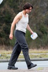 高清组图：《碟中谍4》温哥华热拍 克鲁斯变盒饭男