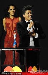 组图：第32届全英奖 布鲁诺-玛斯获最佳国际男歌手