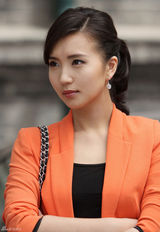 组图：盘点辣妈陈好《新编辑部》百变OL造型