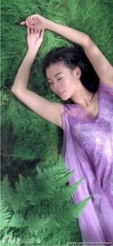 盘点图：谢霆锋一家四口“全家福” 一颦一笑爱意浓