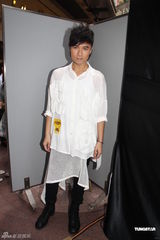 组图：谢安琪恶搞自己歌曲 古巨基献唱为黎耀祥庆生