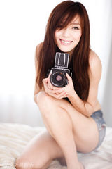 组图：周韦彤37张半裸写真集锦 丰满酥胸诱人