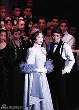 组图：天海佑希46岁生日 宝冢男角剧照大放送