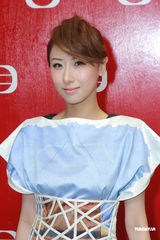 组图：林峰否认恋上吴千语 只是朋友吃饭