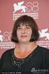 组图：《阿洛伊斯纳贝尔》发布会 编剧带小宝贝抢镜