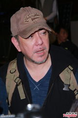 组图：香港舞台剧奖颁奖礼 黄秋生教张敬轩减压