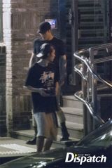 组图：Kara具荷拉与男模李秀赫被拍传恋情