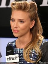 组图：斯嘉丽查斯坦同台争艳 库妮丝显憔悴