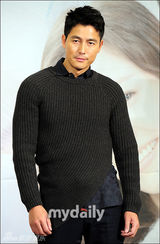 组图：郑雨盛(郑宇成)韩智敏等出席《padam padam》发布