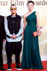 组图：金鸡百花闭幕红毯 俊男美女群星闪耀