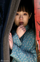 组图：《小姨多鹤》孙俪眼神飚戏展现独特魅力