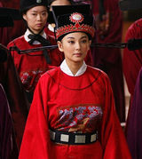 幻灯：《财神到》众星表情雷人 Miumiu诱惑谭咏麟