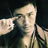 组图：朱刚日尧文艺写真 亦正亦邪破茧而出