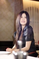 组图：张萌唯美写真曝光 气质甜美清新动人