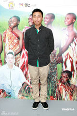 幻灯组图：张学友与非洲儿童合唱 崔健邦不怕被解雇