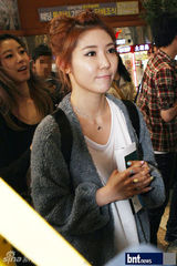 组图：FT等赴日本参加《MCountdown HelloJapan》