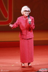 组图：粤剧宗师红线女逝世 罗家英发文悼念