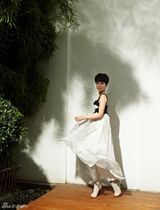 组图：美小护海清穿越现实倡导乐享生活