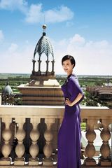 高清组图：陶红时尚写真 古堡之中绽放绚丽玫瑰