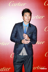 高清组图：刘嘉玲阮经天张智霖出席名店开幕派对